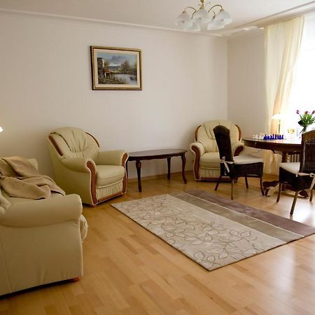 Maria-Viktoria Apartment Baden-Baden Zimmer foto