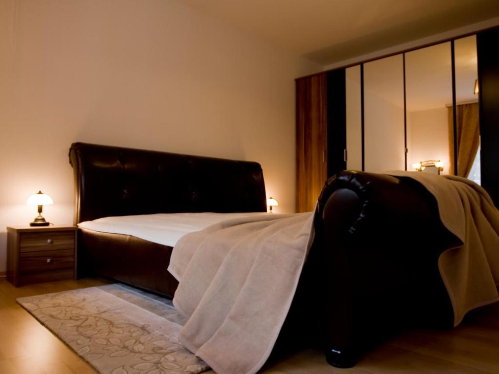 Maria-Viktoria Apartment Baden-Baden Zimmer foto